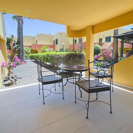 Seaside Apartment Corralejo : A Cozy Holiday Home In A Peaceful Well Located Green Complex Buitenkant foto