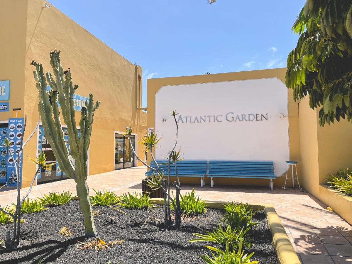 Seaside Apartment Corralejo : A Cozy Holiday Home In A Peaceful Well Located Green Complex Buitenkant foto